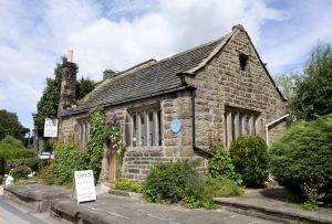ilkley old grammar school ilkley sm.jpg
